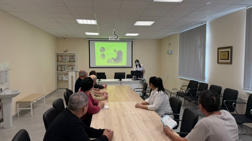Важная встреча для здоровья: в Кушнаренковской ЦРБ прошла «Школа для пациентов»